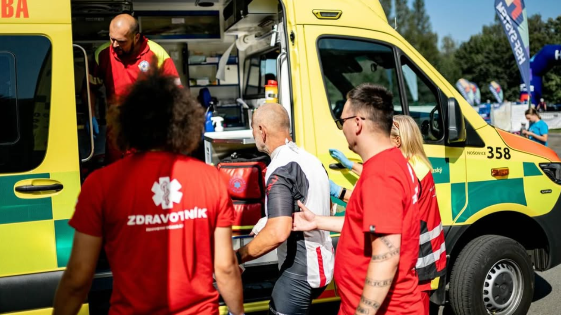 Zdravotní dozor – sanitka na akci